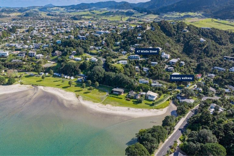 Photo of property in 47 Wintle Street, Mangawhai Heads, Mangawhai, 0505