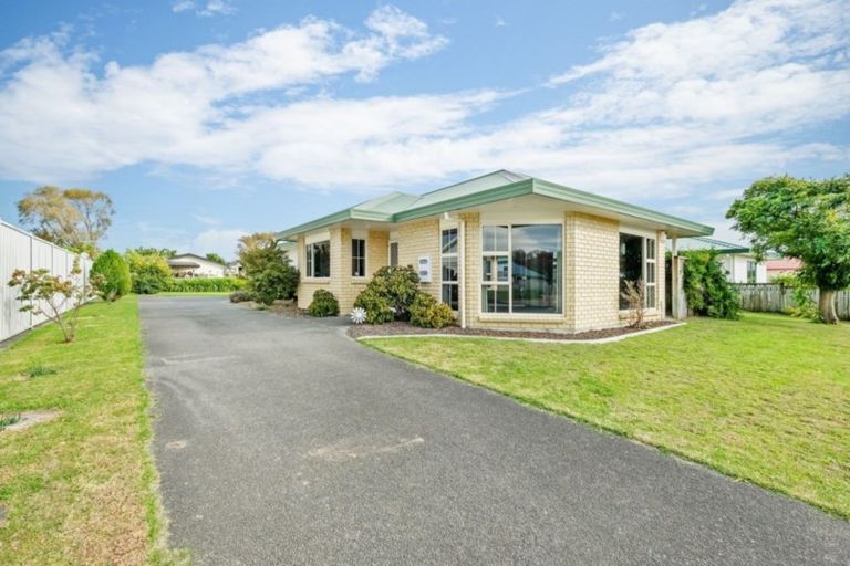 Photo of property in 60 Potae Avenue, Lytton West, Gisborne, 4010
