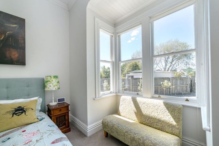 Photo of property in 78 Dublin Street, Martinborough, 5711