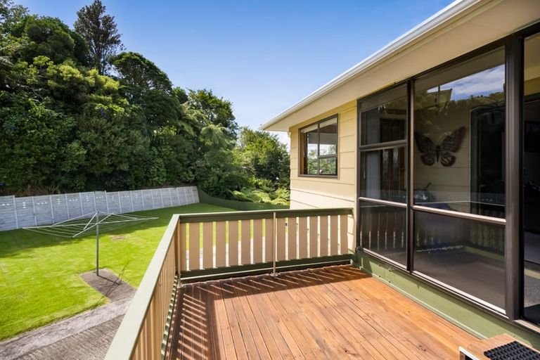 Photo of property in 18 Shaldon Crescent, Blagdon, New Plymouth, 4310