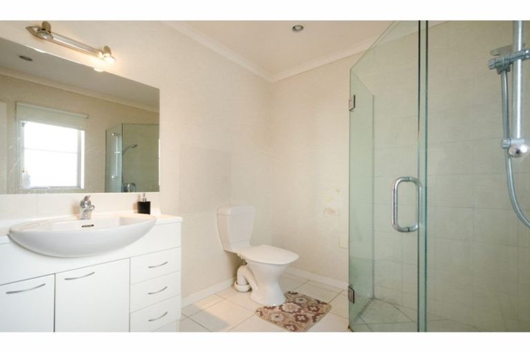 Photo of property in St Claire Village, 167/172 Mcleod Road, Te Atatu South, Auckland, 0610
