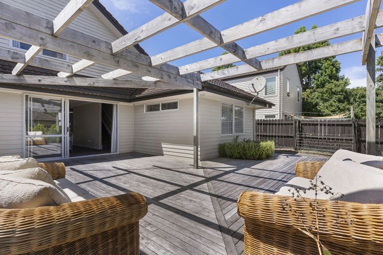 Photo of property in 38 Bruce Pulman Drive, Takanini, 2112