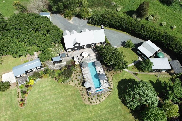 Photo of property in 7 Clevedon Kawakawa Road, Clevedon, Papakura, 2585