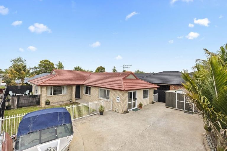 Photo of property in 7 Greig Place, Pukekohe, 2120