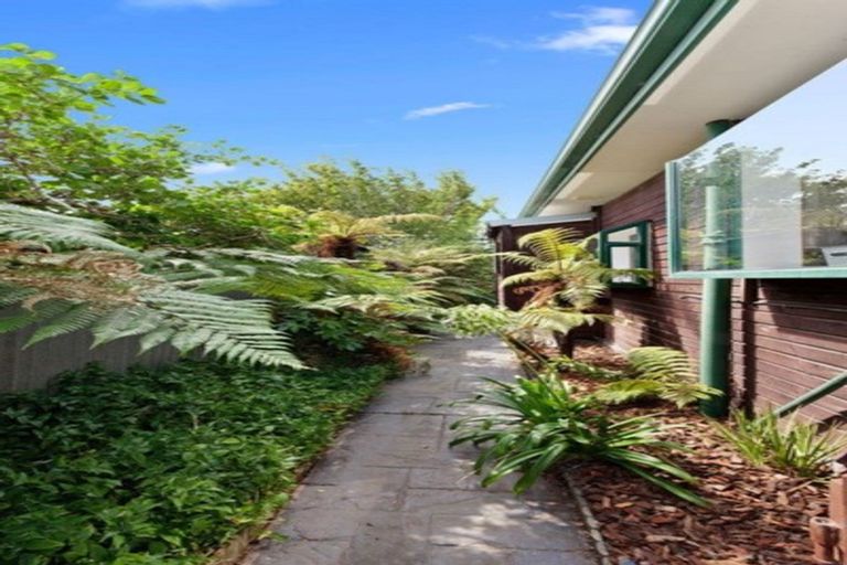 Photo of property in 4 Saltaire Street, North New Brighton, Christchurch, 8083