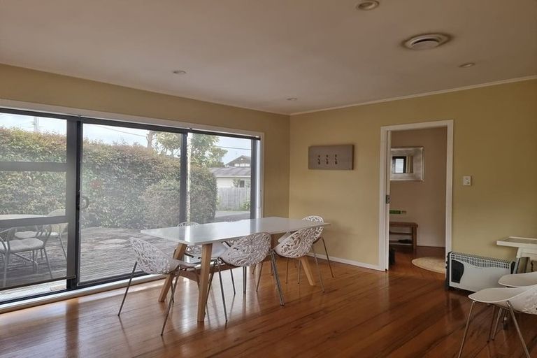 Photo of property in 75 Nile Road, Milford, Auckland, 0620