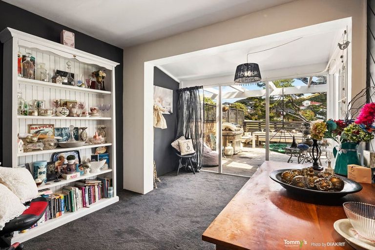 Photo of property in 6b Orange Grove, Churton Park, Wellington, 6037