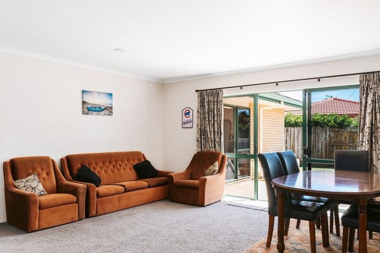 Photo of property in 20 Azalea Dell, Mount Maunganui, 3116