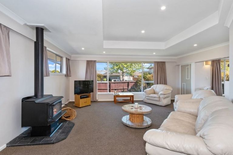 Photo of property in 20 Freebairn Street, Redwood, Christchurch, 8051