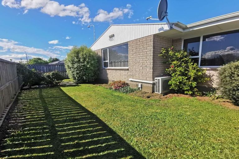 Photo of property in 167 Peverel Street, Upper Riccarton, Christchurch, 8041