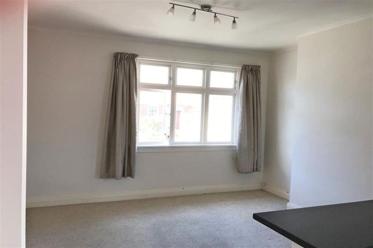 Photo of property in 6c Moncrieff Street, Mount Victoria, Wellington, 6011