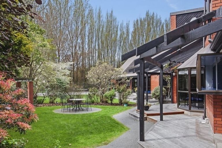 Photo of property in 131 Paparoa Street, Papanui, Christchurch, 8053