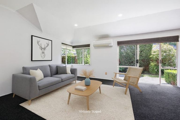 Photo of property in 14 Castle Way, Beckenham, Christchurch, 8023