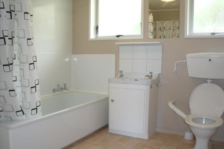 Photo of property in 6/94 Oxford Street, Lyttelton, 8082