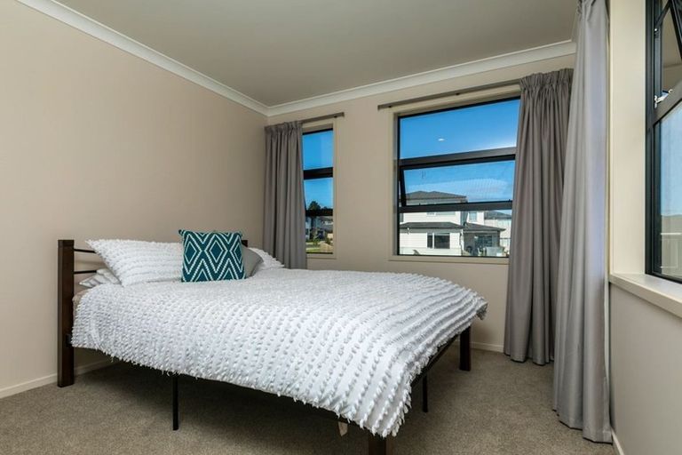 Photo of property in 15 Cilliers Drive, Silverdale, 0932