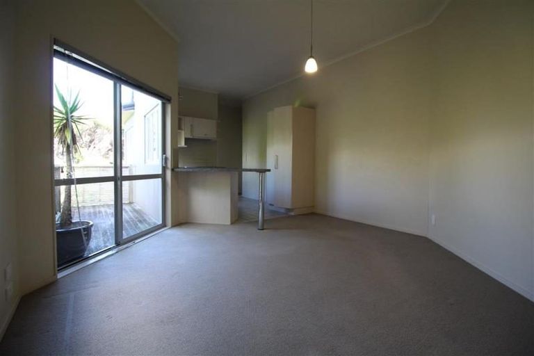 Photo of property in 134f Rangatira Road, Beach Haven, Auckland, 0626