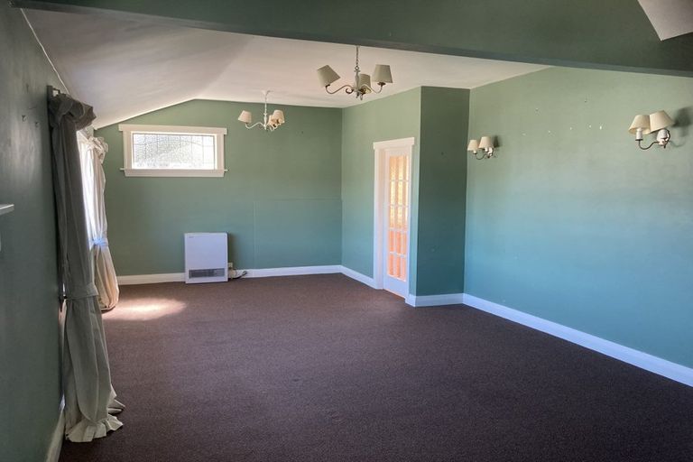 Photo of property in 30 Austin Street, Mount Victoria, Wellington, 6011