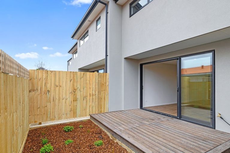 Photo of property in 4/45 Division Street, Riccarton, Christchurch, 8041