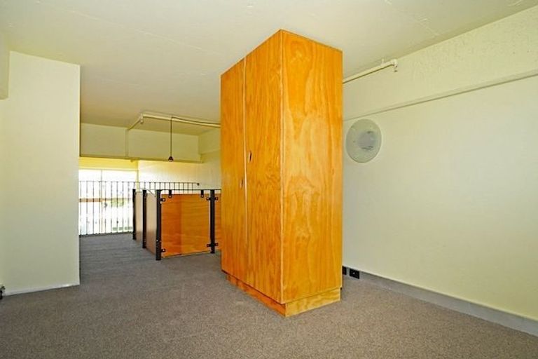 Photo of property in Qba Apartments, 51 Webb Street, Mount Cook, Wellington, 6011