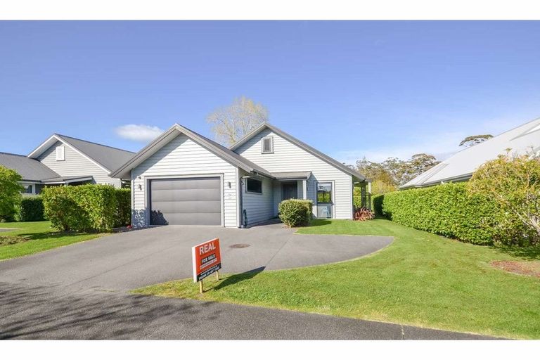 Photo of property in 5 Sarawak Drive, Kerikeri, 0230