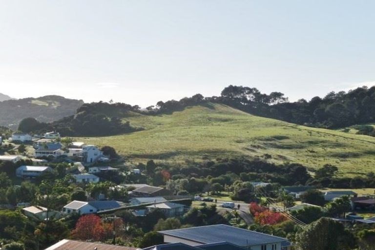 Photo of property in 13 Christine Drive, Coopers Beach, 0420