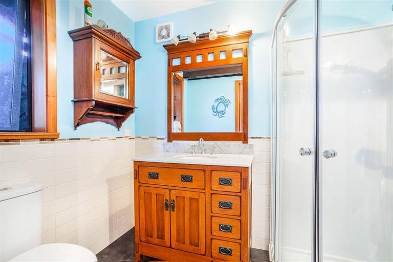 Photo of property in 28 Stillwater Crescent, Stillwater, Silverdale, 0993