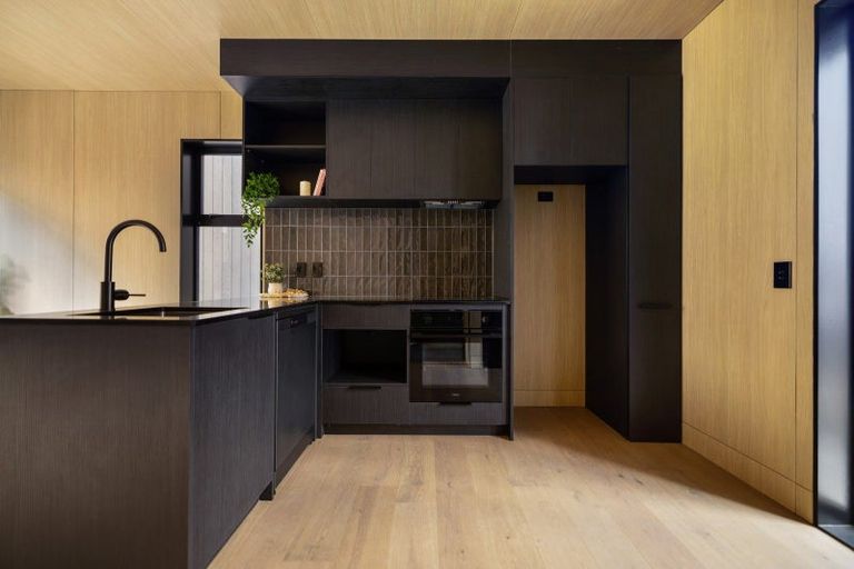 Photo of property in 13 O'meara Street, Swanson, Auckland, 0614