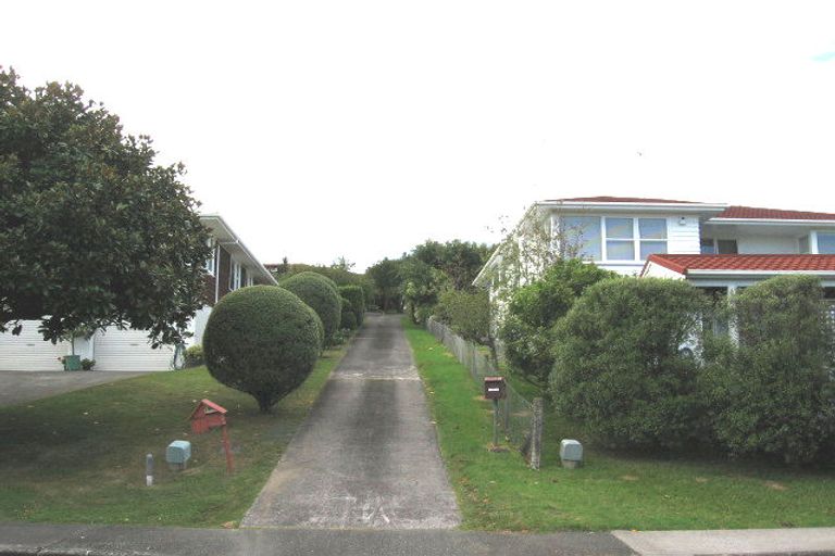 Photo of property in 36 Alton Avenue, Hillcrest, Auckland, 0627