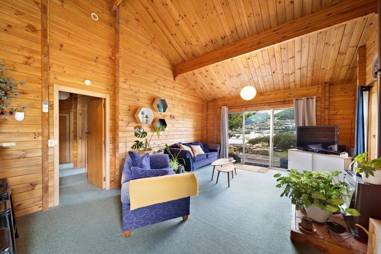 Photo of property in 25 Oregon Drive, Kelvin Heights, Queenstown, 9300