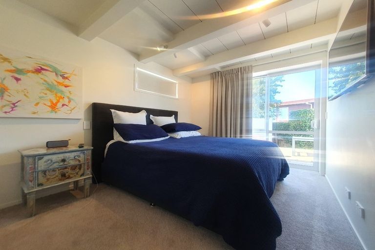 Photo of property in 1/20 Selwyn Road, Cockle Bay, Auckland, 2014