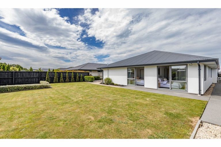 Photo of property in 18 Macphail Avenue, Rangiora, 7400