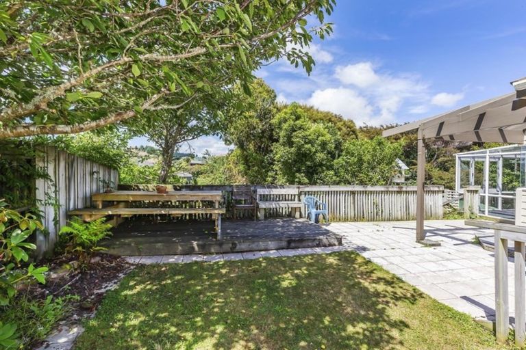Photo of property in 33 Longitude Place, Whitby, Porirua, 5024