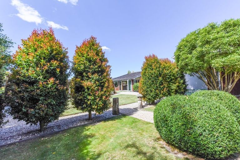 Photo of property in 16 Aratia Way, Richmond, 7020