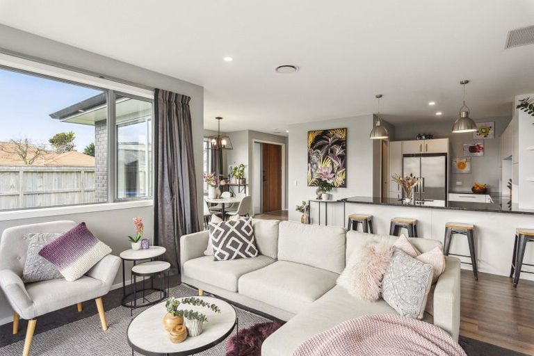 Photo of property in 24 College Drive, Paraparaumu, 5032