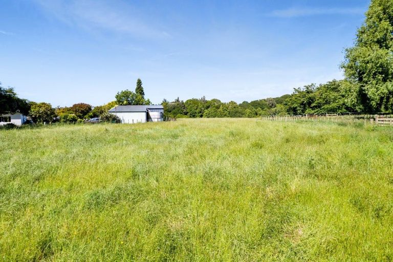 Photo of property in 203 Henwood Road, Westgate, 0814