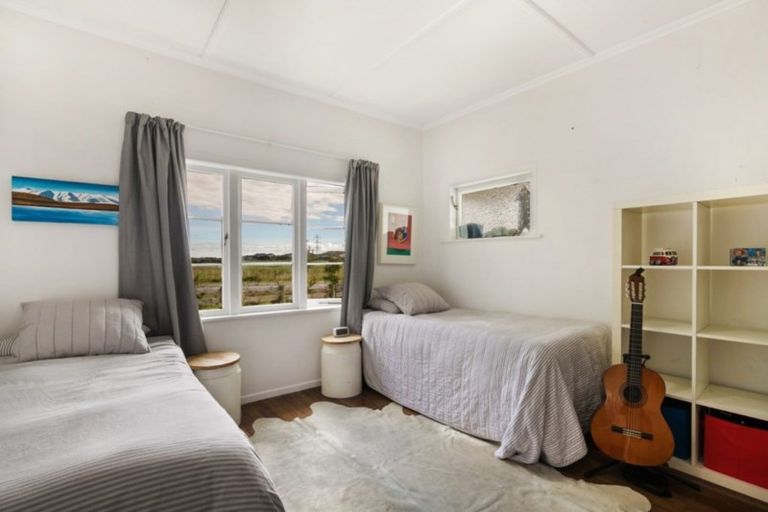 Photo of property in 212 Monument Road, Clevedon, Papakura, 2582