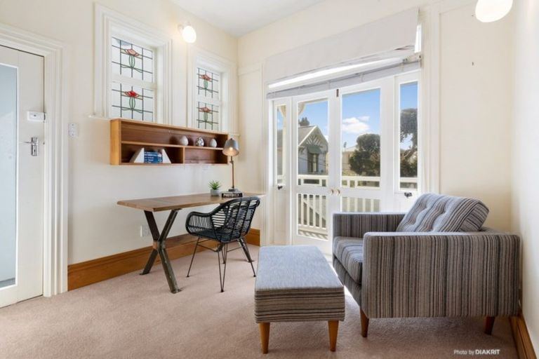 Photo of property in 29 Hobson Crescent, Thorndon, Wellington, 6011