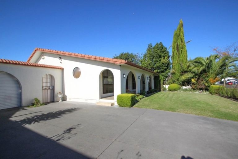 Photo of property in 606 Buller Street, Akina, Hastings, 4122