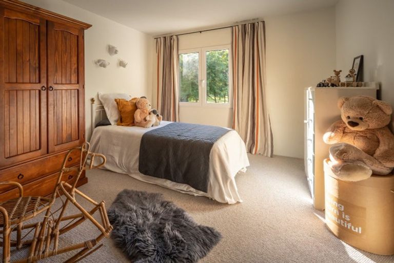 Photo of property in 108 Mcdrurys Road, Halswell, Christchurch, 7674