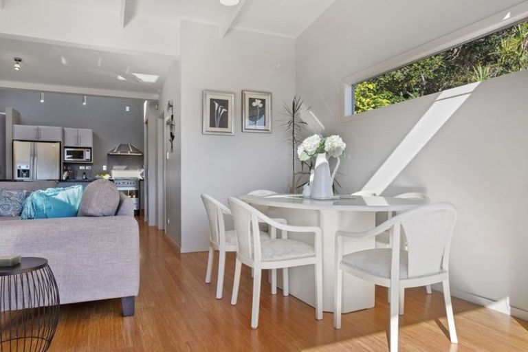 Photo of property in 37a Mount Avenue, Pauanui, Hikuai, 3579