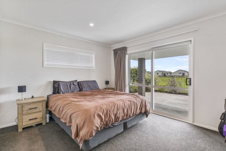 Photo of property in 10 Fuller Street, Papamoa Beach, Papamoa, 3118