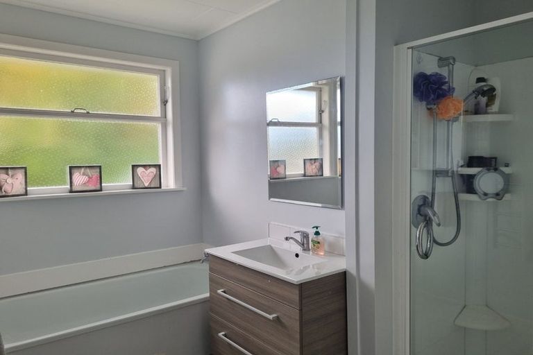 Photo of property in 1 The Companionway, Whitby, Porirua, 5024