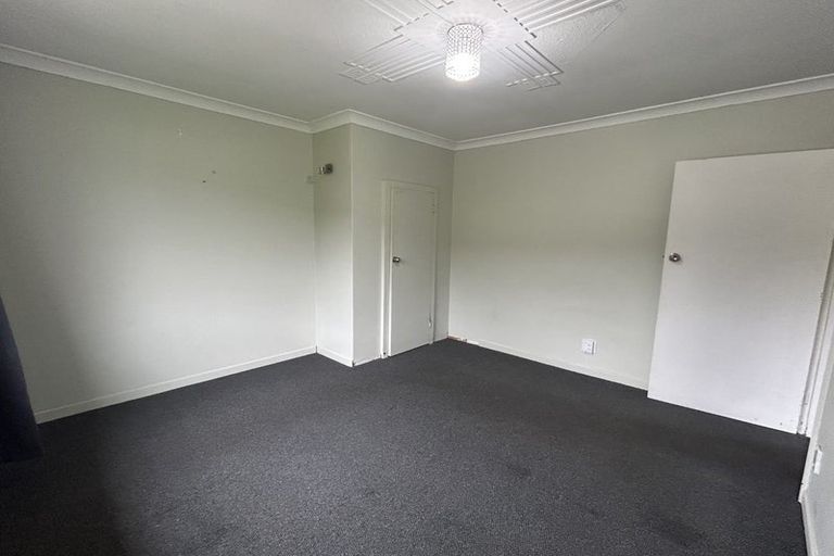 Photo of property in 124 Centennial Avenue, Helensburgh, Dunedin, 9010