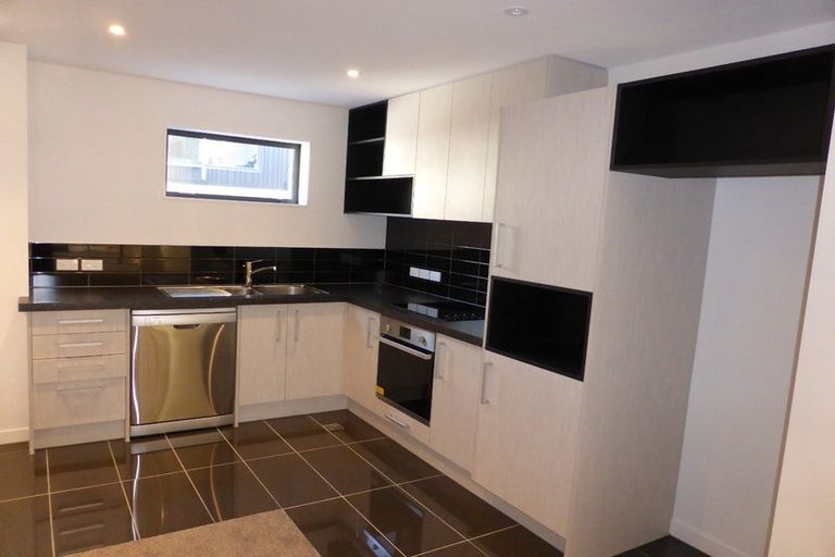 Photo of property in Nouvo Apartments, 4/21 Rugby Street, Mount Cook, Wellington, 6021