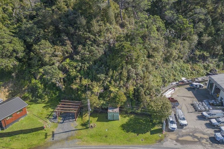 Photo of property in 750 Wharf Road, Coromandel, 3506