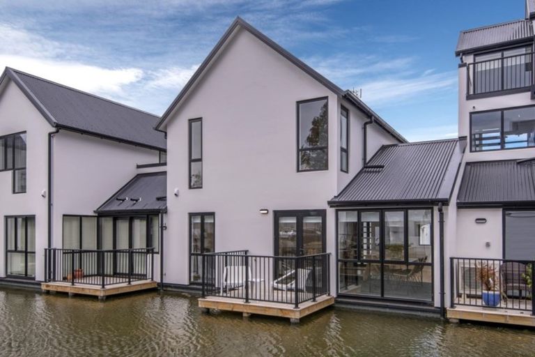 Photo of property in 8/140 Office Road, Merivale, Christchurch, 8014