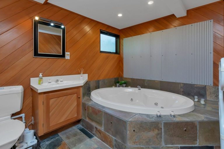 Photo of property in 233 Fairway Drive, Te Kamo, Whangarei, 0112