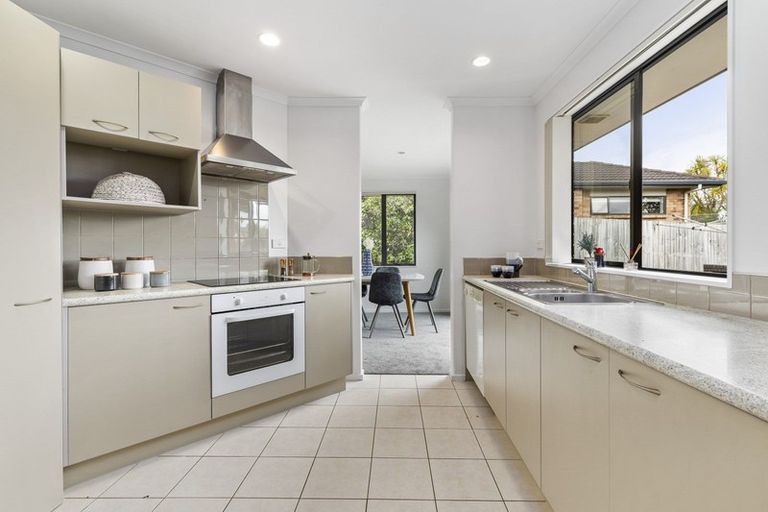 Photo of property in 3 Durbin Court, Greenhithe, Auckland, 0632