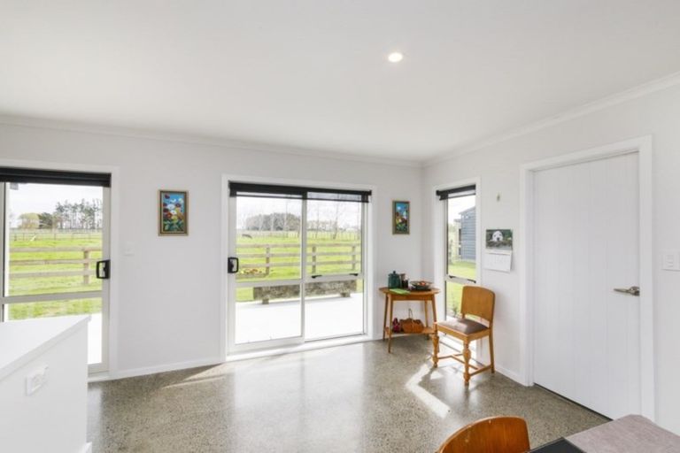Photo of property in 541 Newbury Line, Bunnythorpe, Palmerston North, 4775