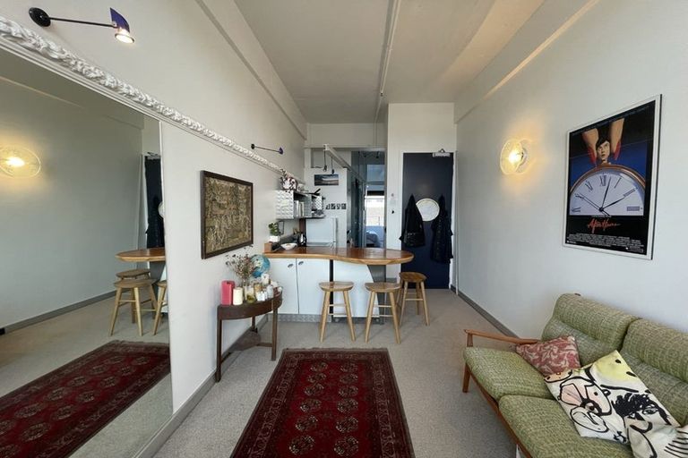 Photo of property in Qba Apartments, 2n/51 Webb Street, Mount Cook, Wellington, 6011